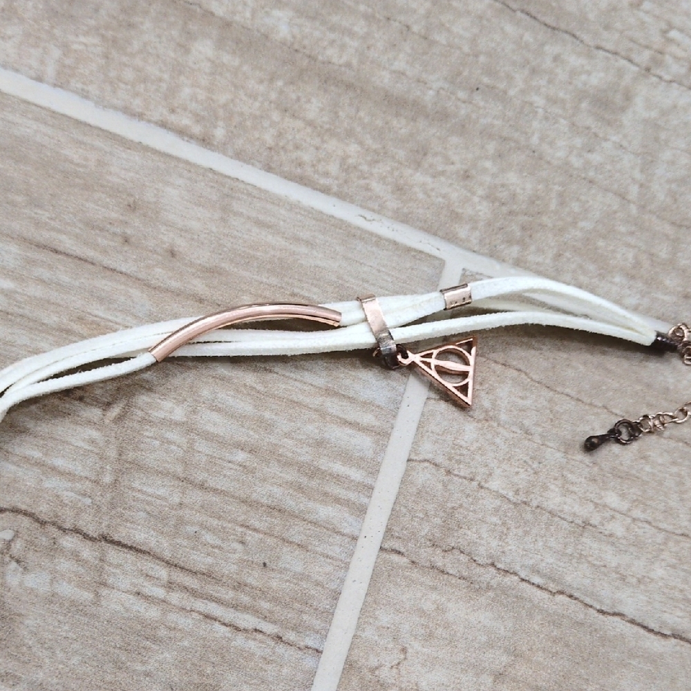 Harry Potter Deadly Hollowes. White and Rose Gold Bracelet with Triangle Charm - Picture 3 of 4